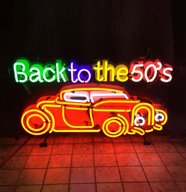 sound-leisure-back-to-the-fifties-neon-dekoleuchte-f-r-manhattan image 1