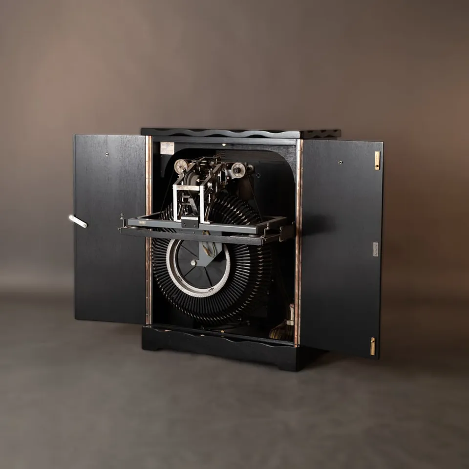 sound-leisure-tudor-console-konsolen-jukebox image 1