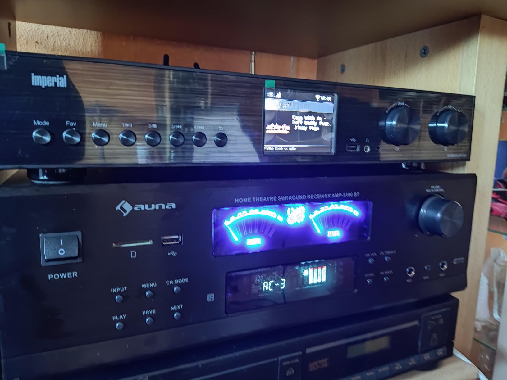 Kraftvoller Sound für unsere kleine Bar