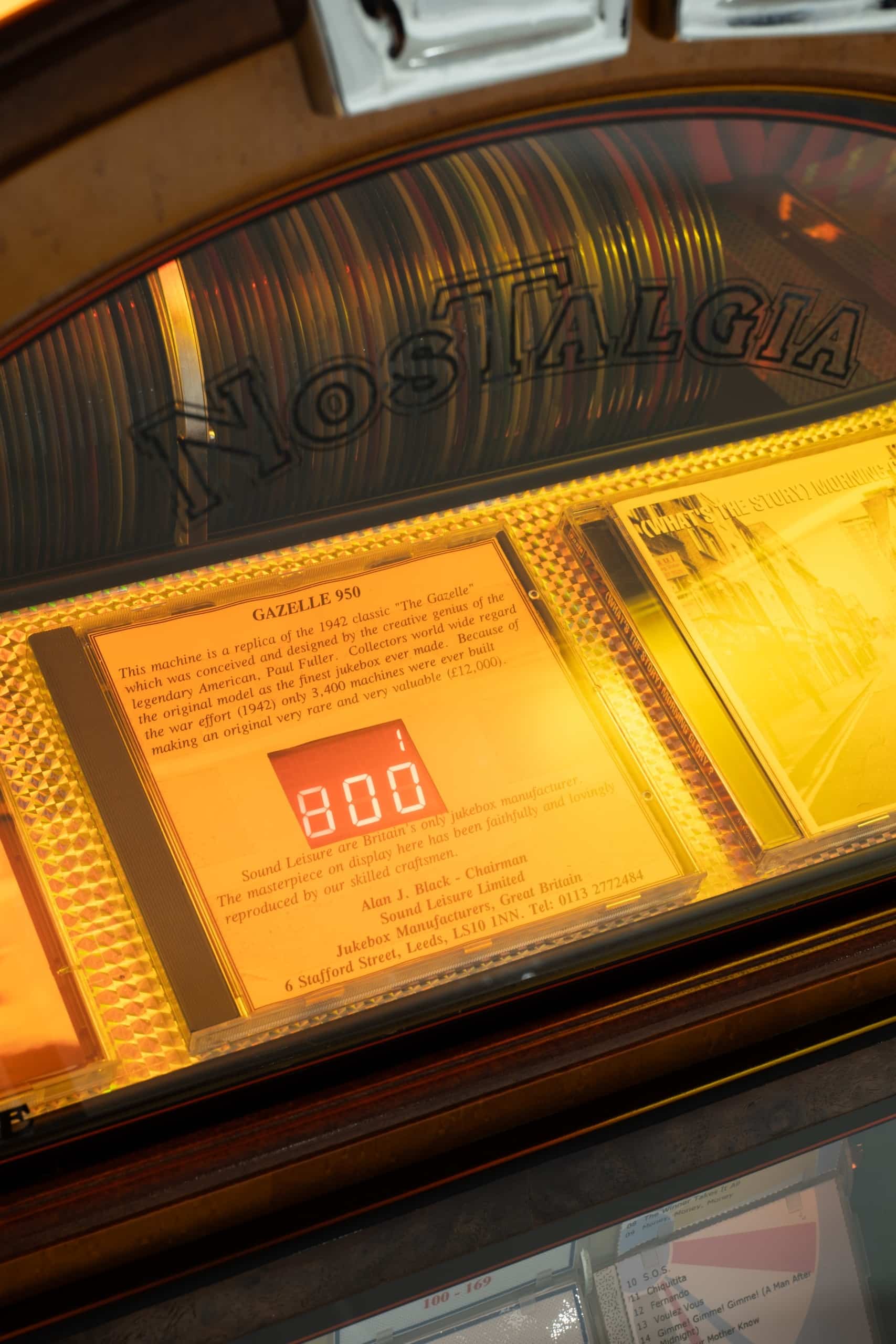 sound-leisure-manhattan-cd-jukebox-refurbished-1998 image 5