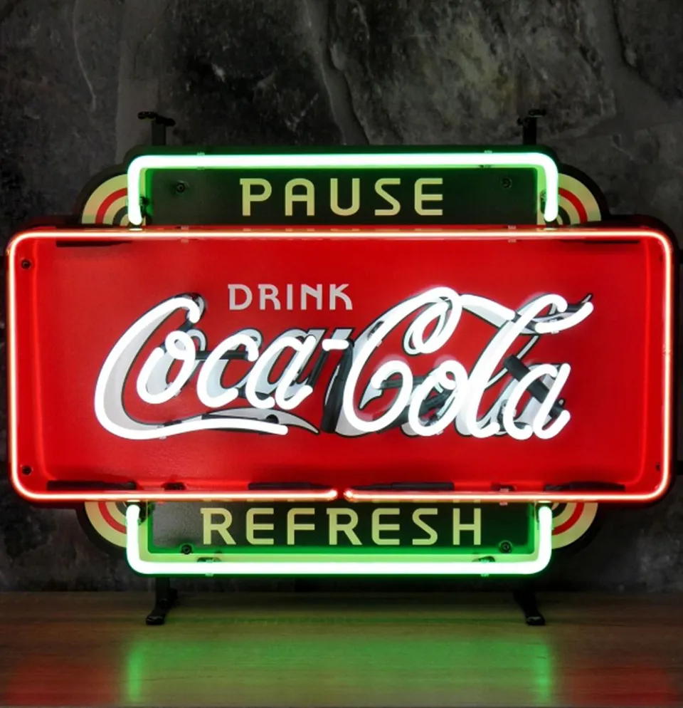 sound-leisure-neon-sign-coca-cola-pause-62-x-42-cm-leuchtschild image 1