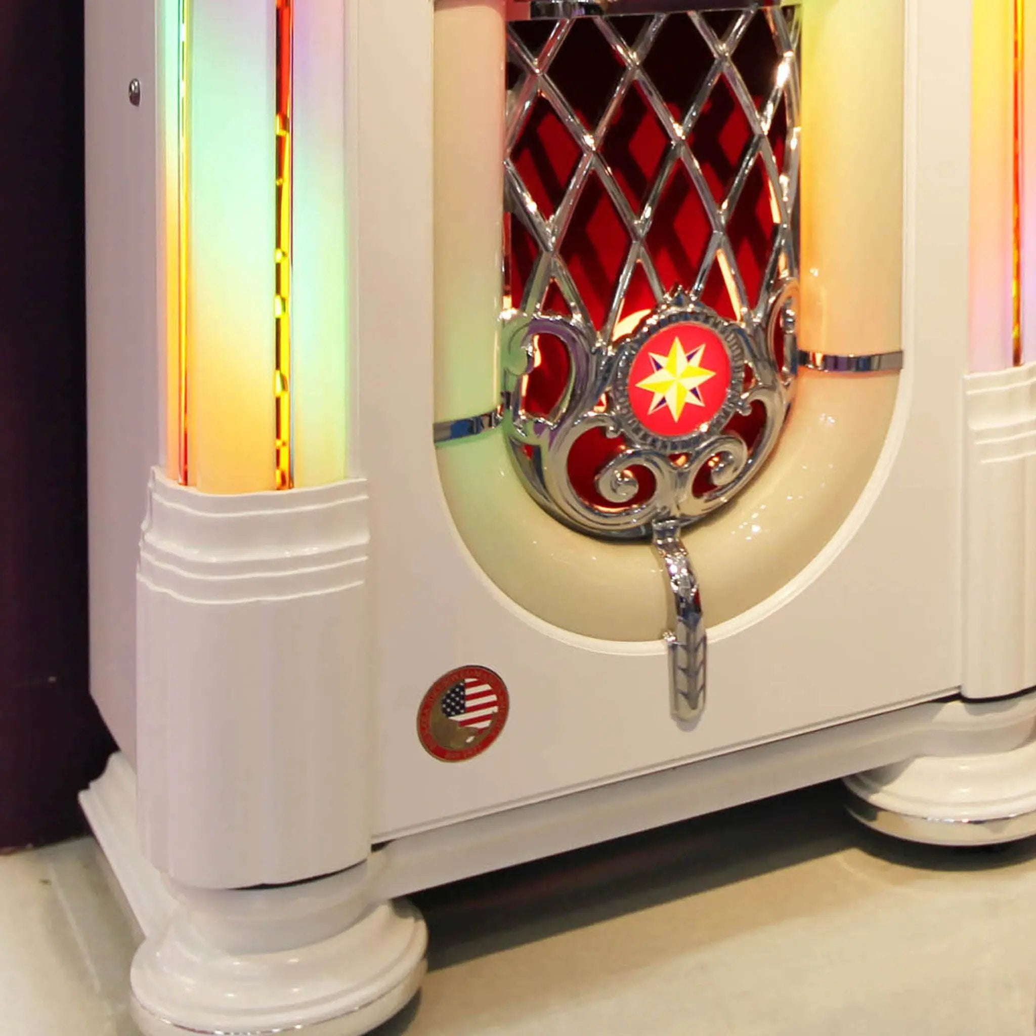 rock-ola-bubbler-qb-8-digital-music-center-jukebox-gloss-white image 5