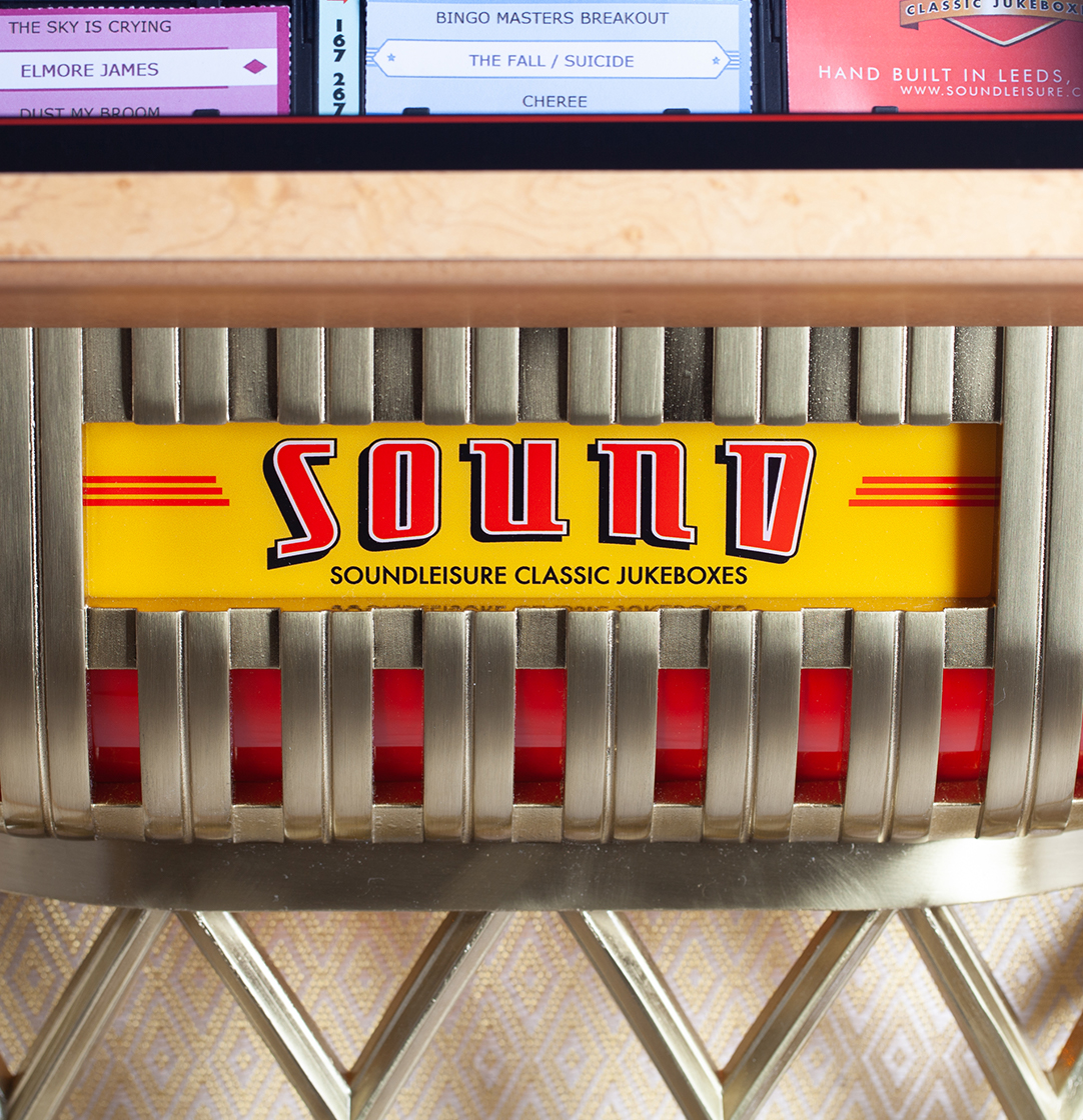 sound-leisure-peacock-sl45-vinyl-jukebox-holz-gold image 6
