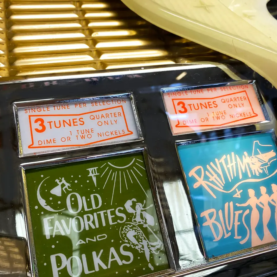 rock-ola-1455-jukebox-baujahr-1957-original-vintage-100-platten-wechsler image 5