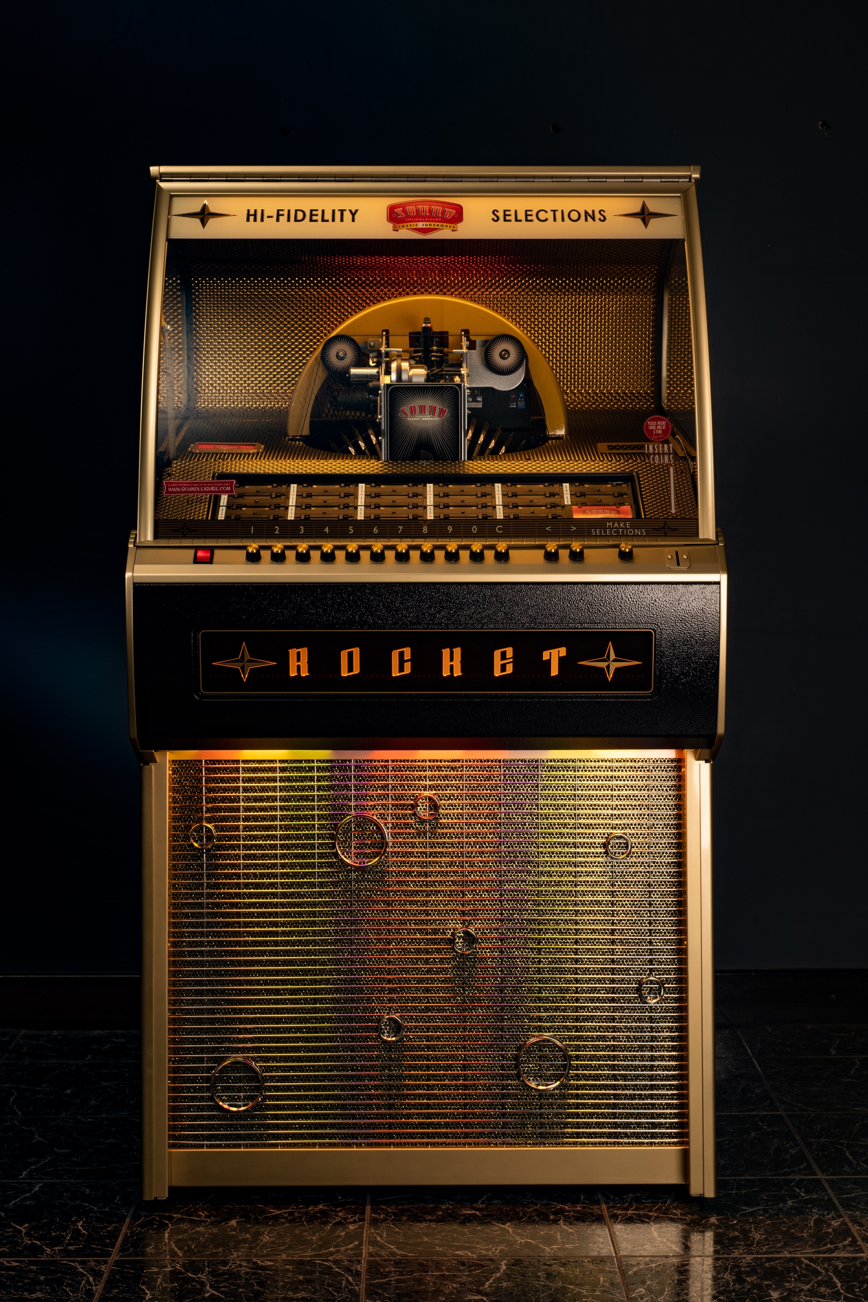 sound-leisure-rocket-vinyl-jukebox-2025-custom-black-ash-mit-gold-castings image 4