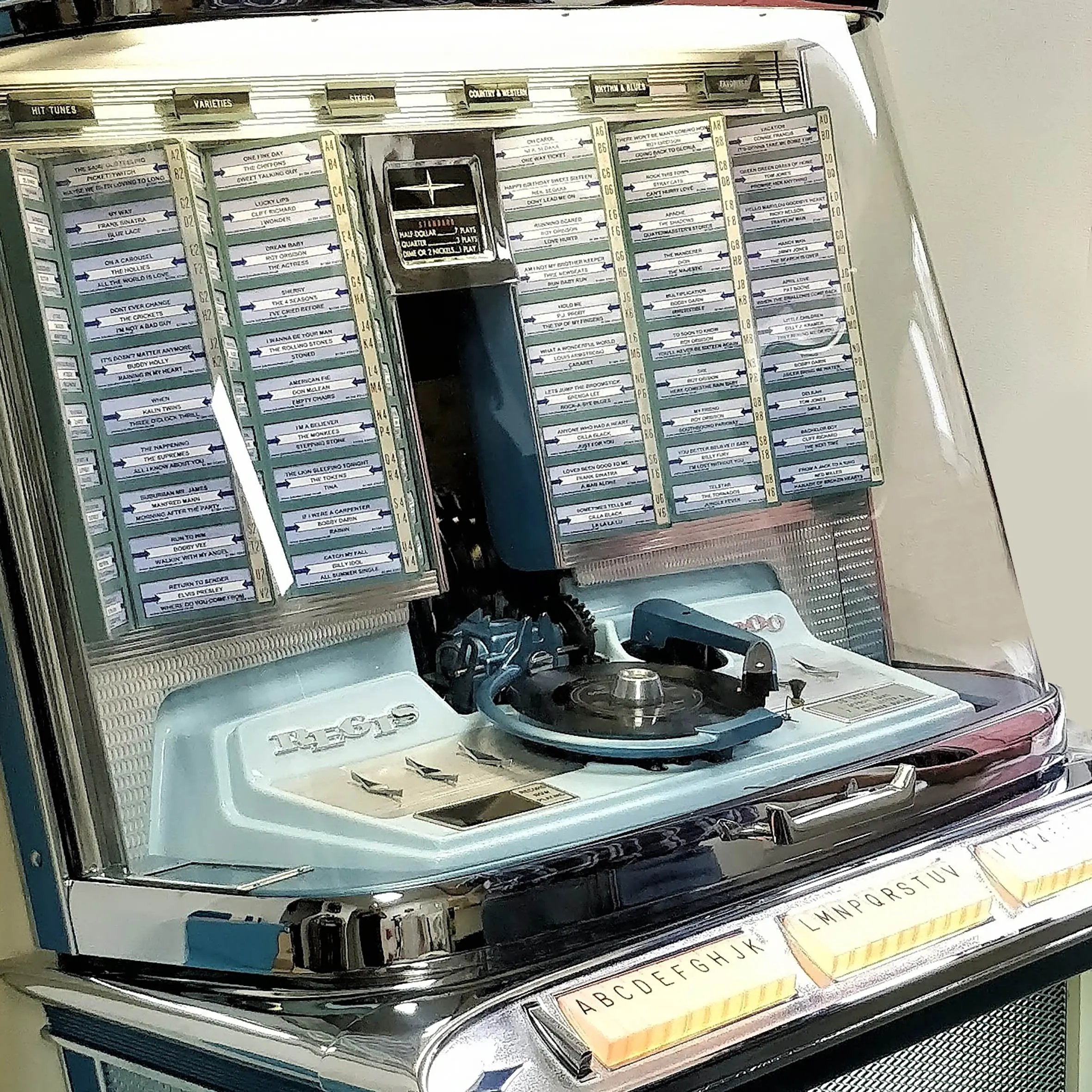 rock-ola-regis-1495-jukebox-1961-silber-vintage-original-restauriert image 8