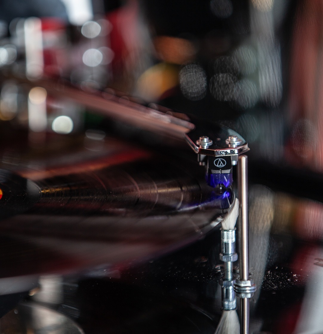 sound-leisure-long-player-vinyl-jukebox-user-manual-v3-oktober-2019 image 1