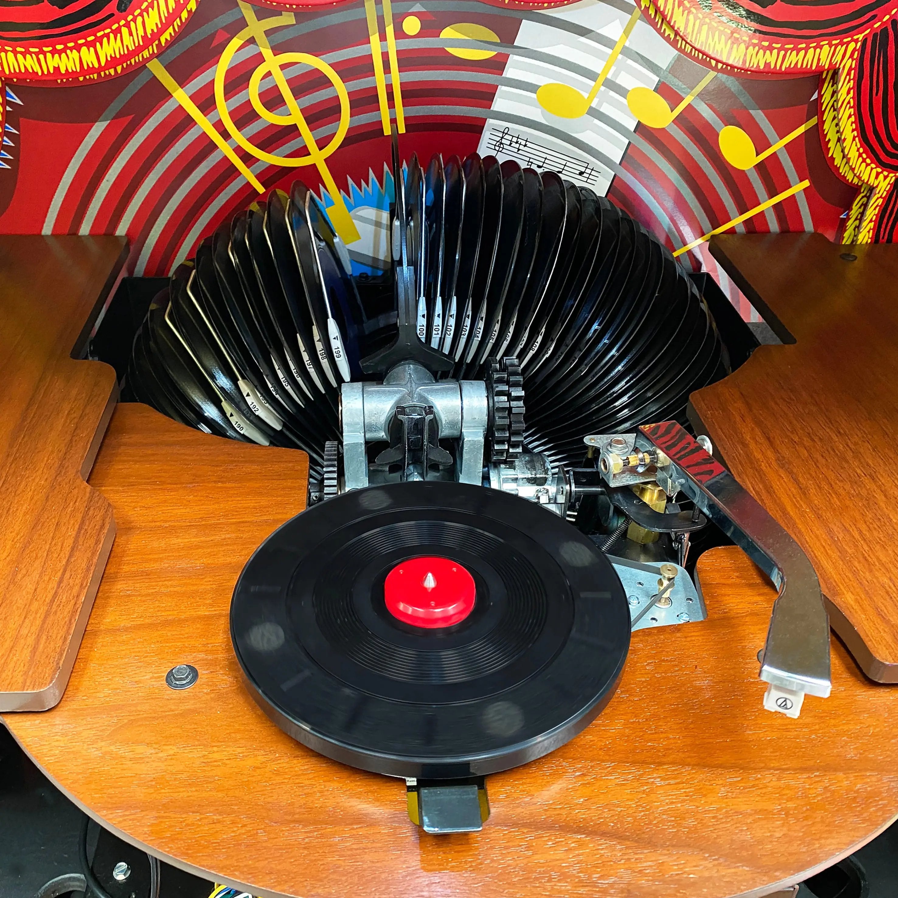 rock-ola-bubbler-vinyl-45-jukebox-walnuss-200-titel-bluetooth image 7